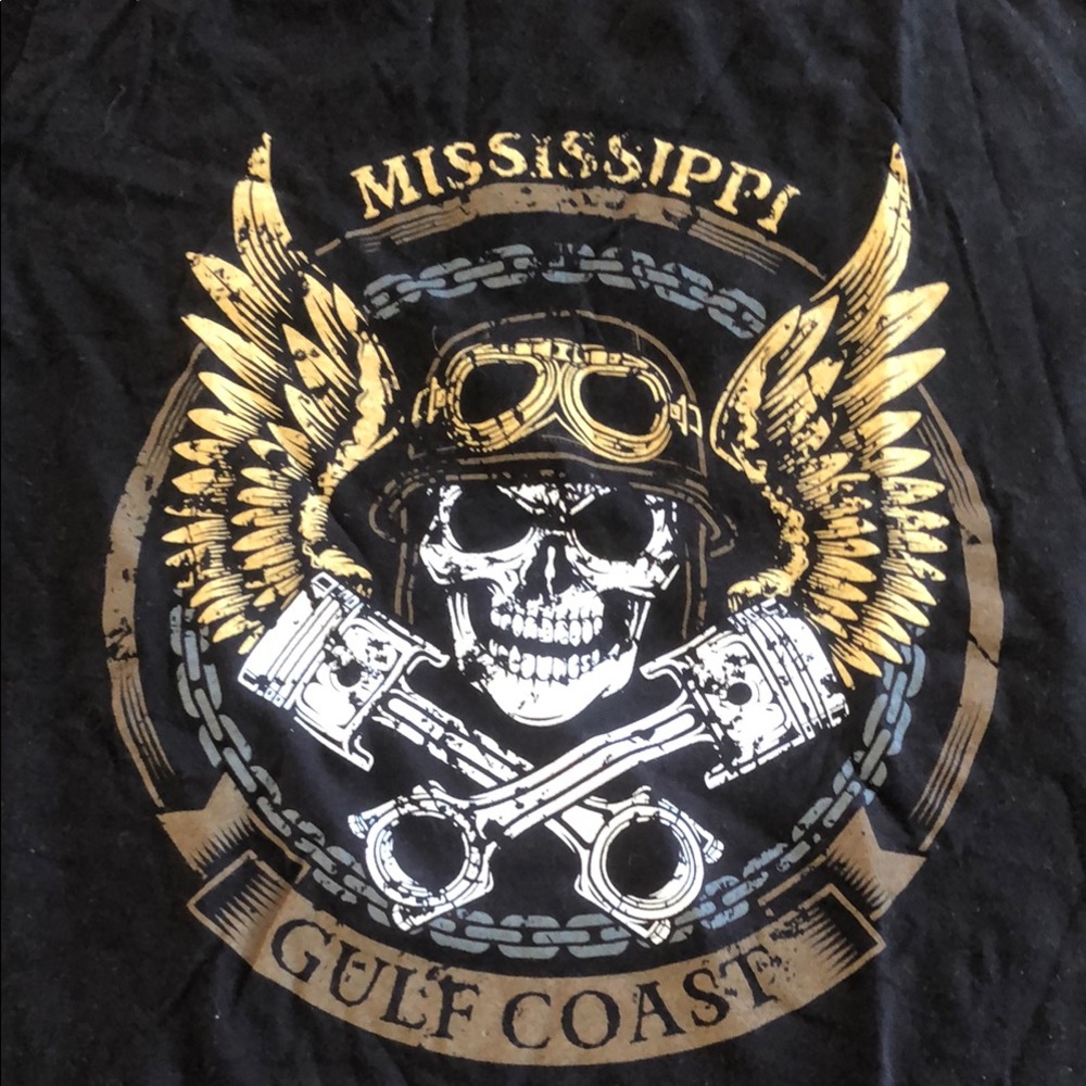 Harley Davidson Mississipi Gulf Coast - Black Tee with Skull and Wings Design